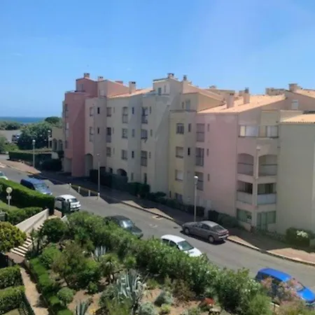 A 20m Avec Parking - Cap D'agde - Fr-1-607-71 * אגדה