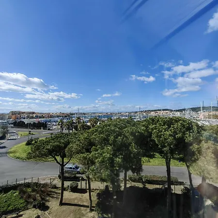 A 20m Avec Parking - Cap D'agde - Fr-1-607-71